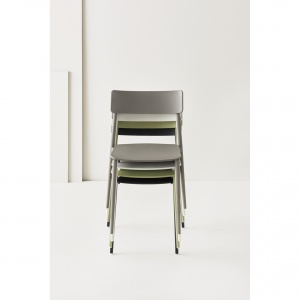 cult_s0015_stapel_homepage