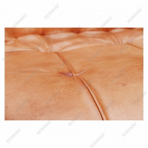 ec-is_ca_detail_knopfheftung_wasserzeichen